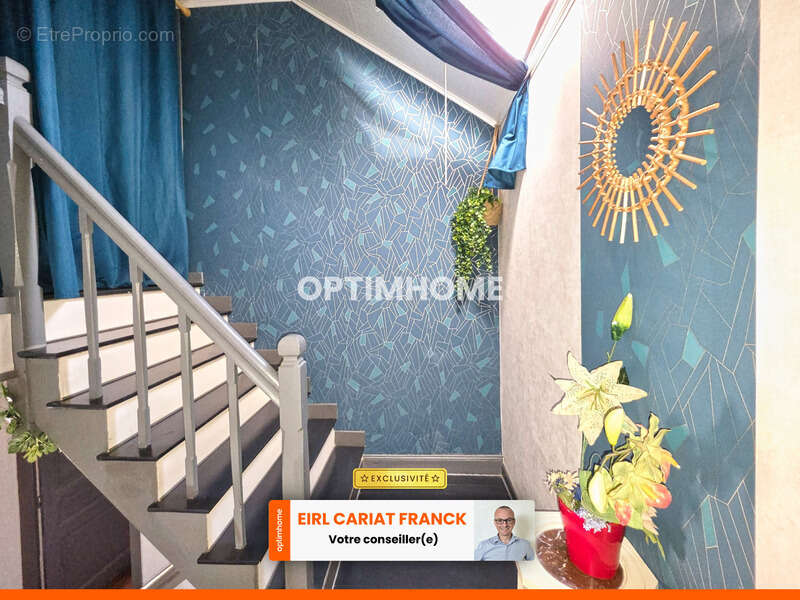 Maison à ARNAC-LA-POSTE