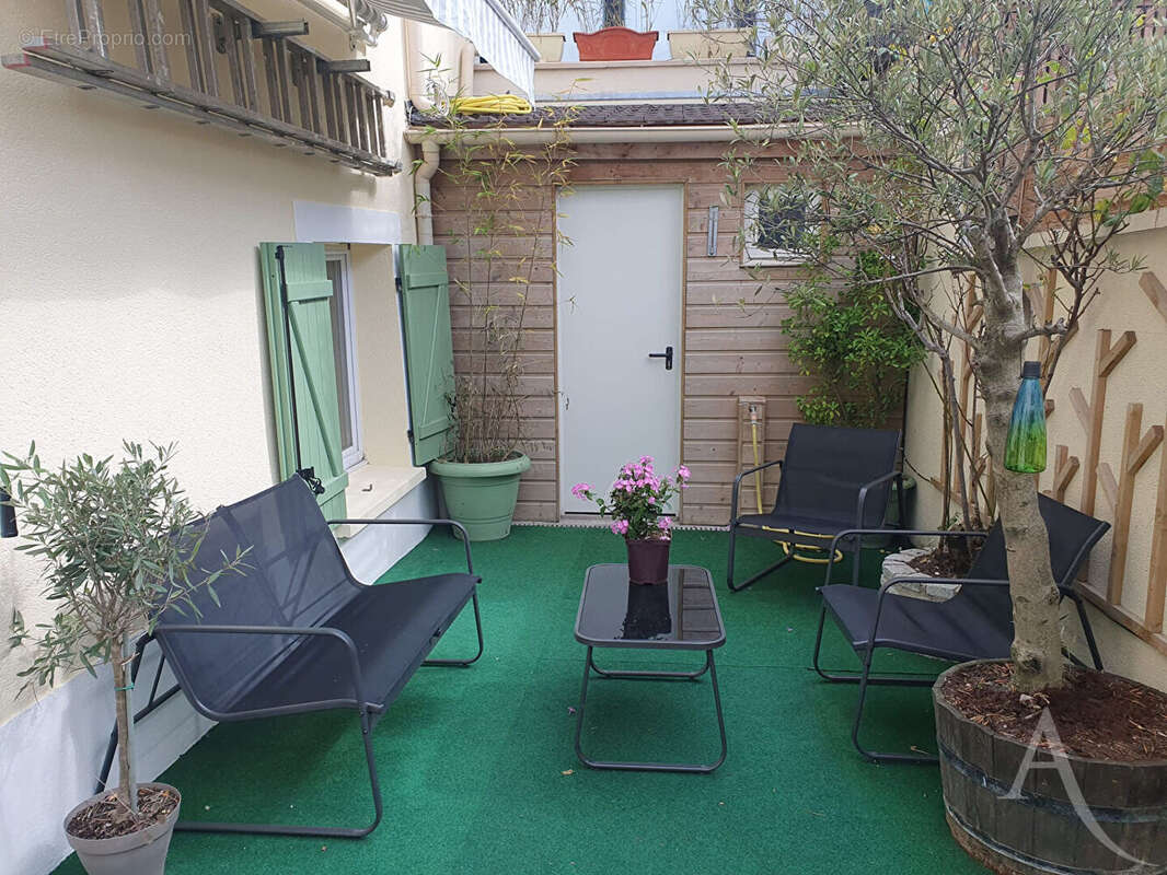 Maison à MONTREUIL