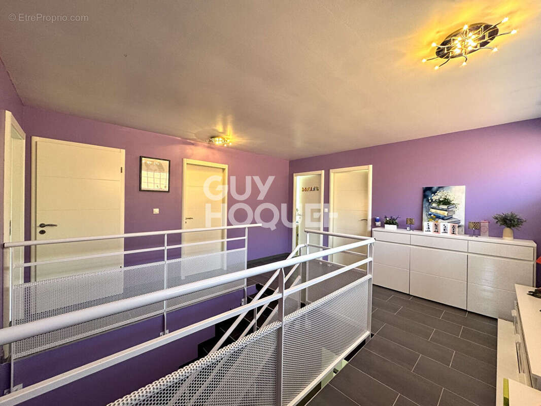 Maison à ROUSSY-LE-VILLAGE