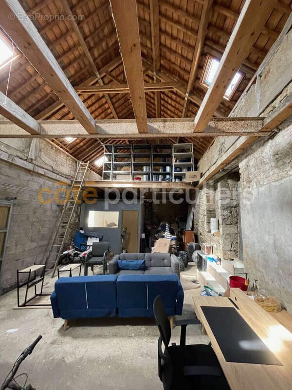 Bâtiment à rénover pour appartements en centre-ville - photo 5