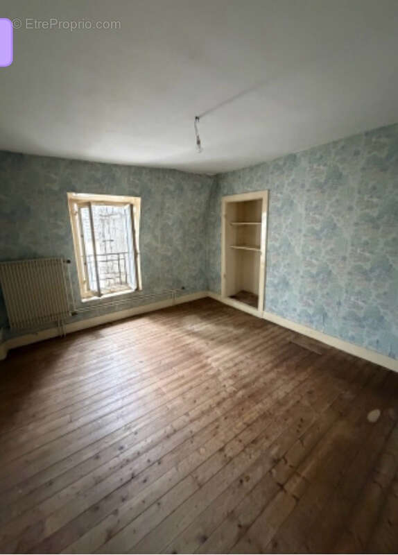Maison de ville à rénover - photo 4