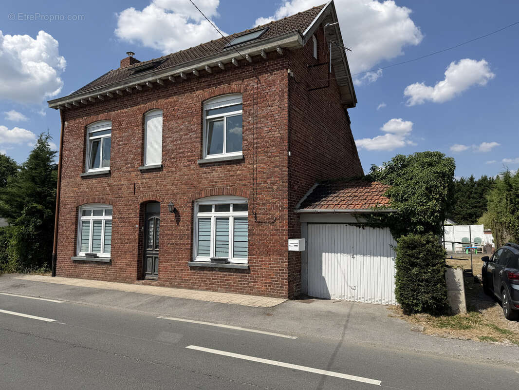 Maison à LA GORGUE
