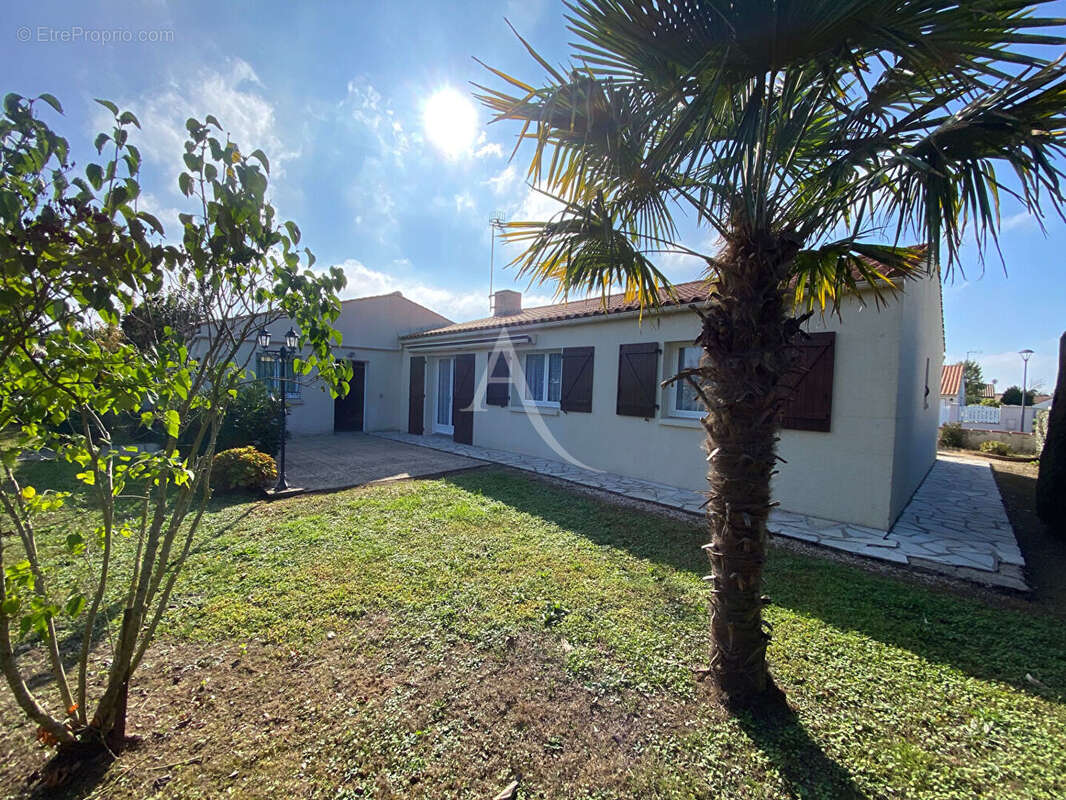 Maison à LONGEVILLE-SUR-MER