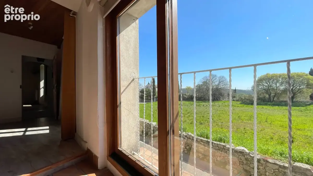 À 10 min d’Uzès, maison de village à réinventer avec terrasse panoramique - photo 25