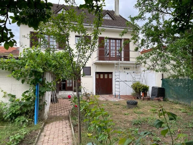 Maison à YERRES