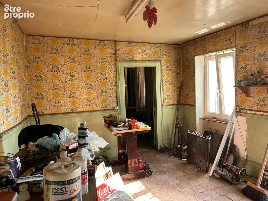 A VENDRE - Ensemble de deux maisons à rénover à Saint-Marcel - photo 3