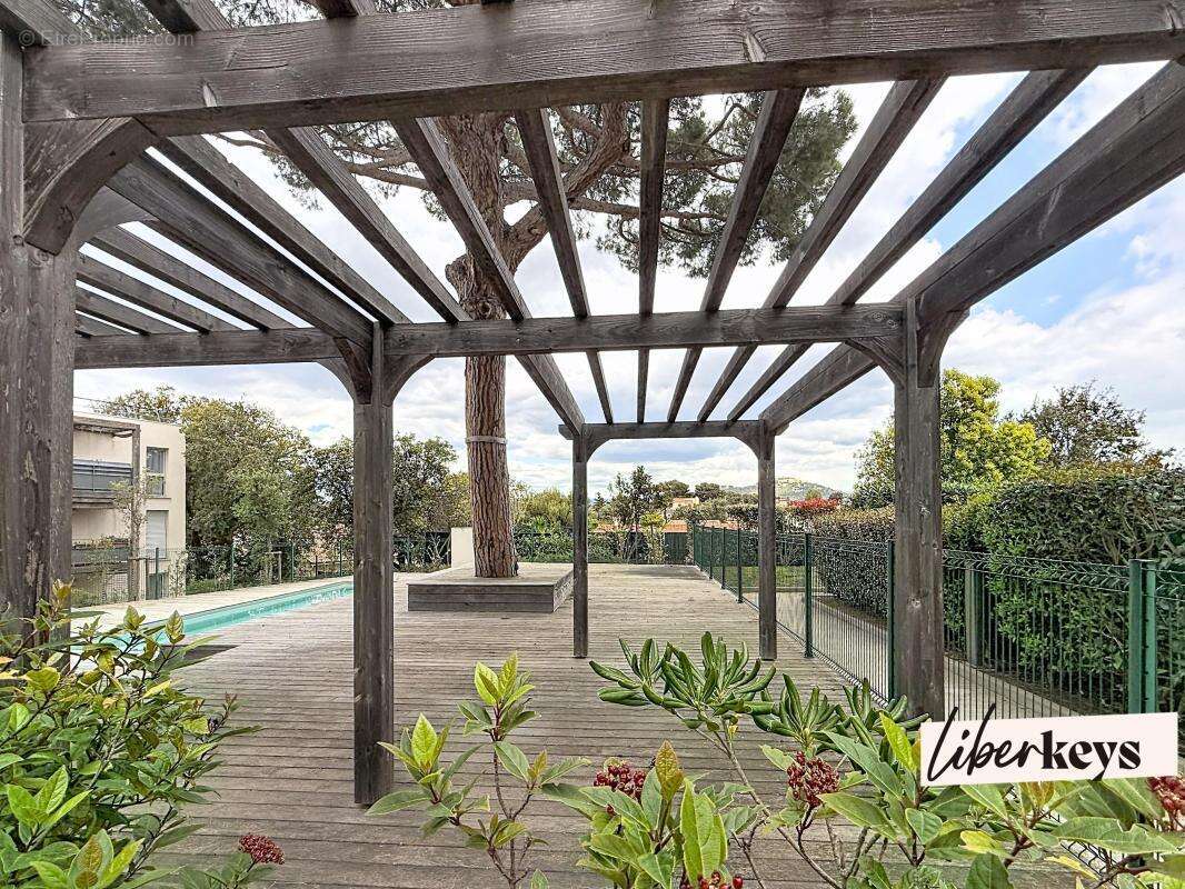 Appartement à SIX-FOURS-LES-PLAGES