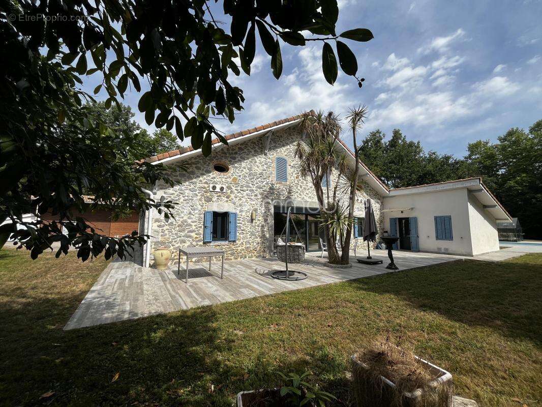 Exceptionnelle Ferme Landaise de 399 m² – Charme, Espace et Nature sur 6,7 hectares - photo 27