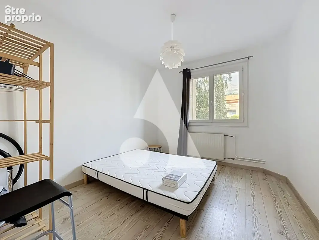 GAP - Appartement T3 rénové avec balcon et cave - Investissement locatif ! - photo 4