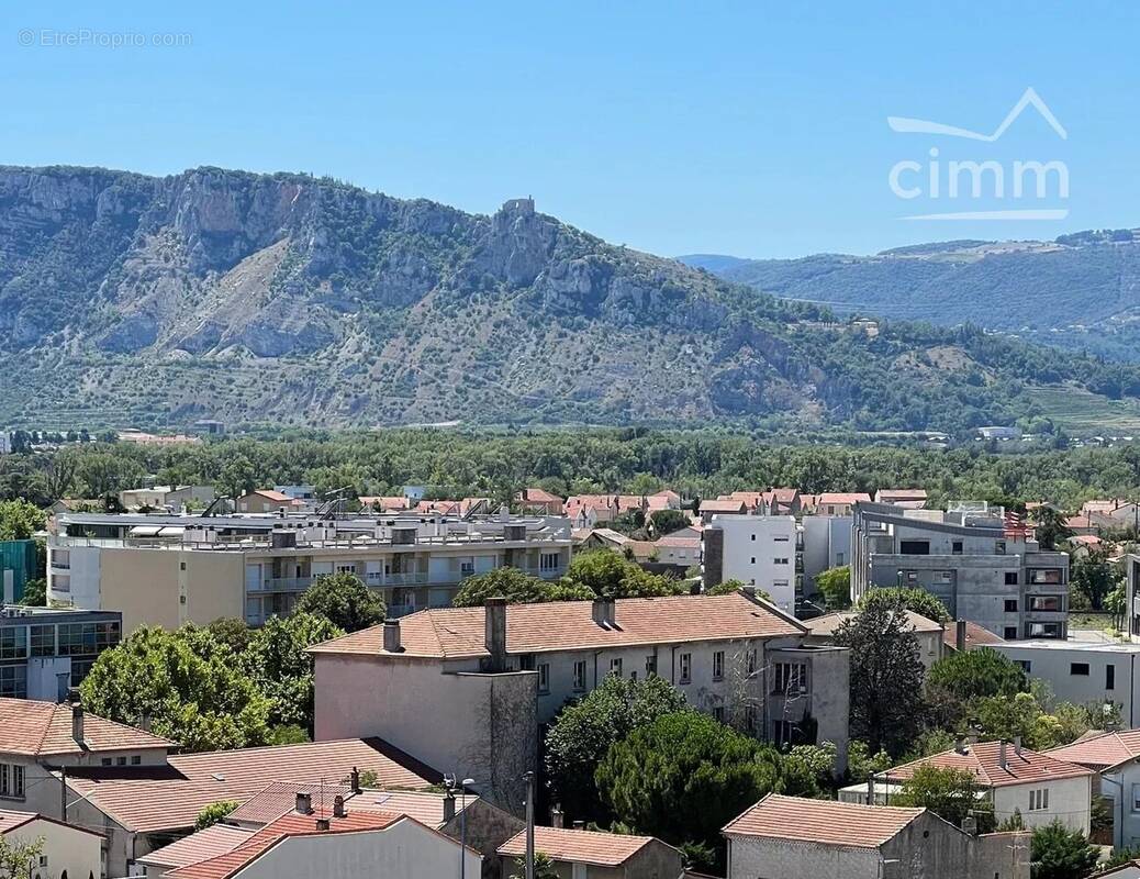 Appartement à BOURG-LES-VALENCE