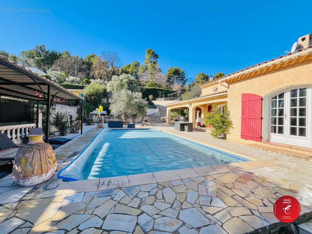 Maison à DRAGUIGNAN