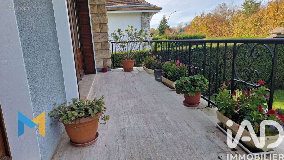 Photo 2 - Maison à SAINT-PREST