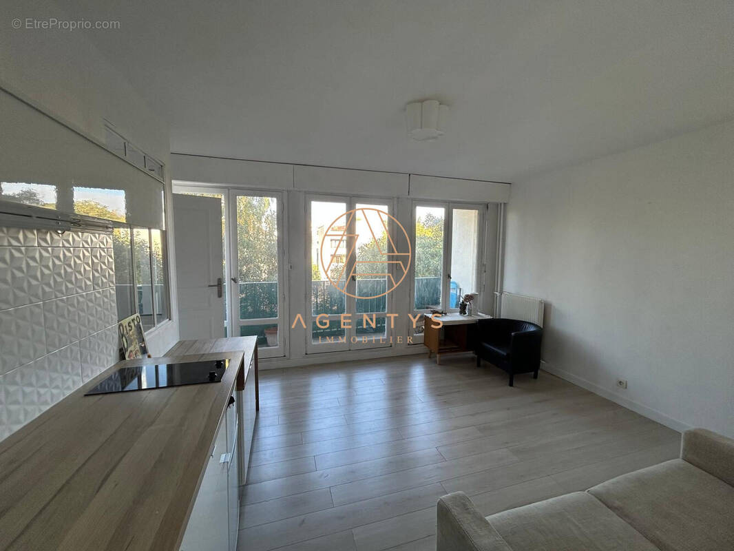 Appartement à NOGENT-SUR-MARNE