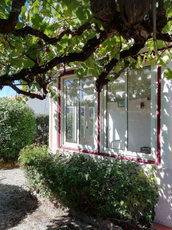 Maison à SIX-FOURS-LES-PLAGES