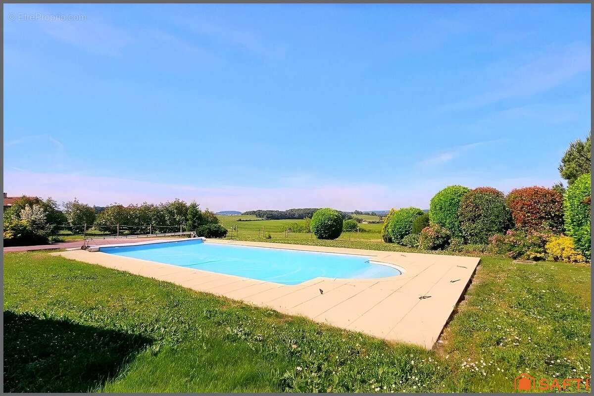 Maison 148 m² à Pomport  - photo 2