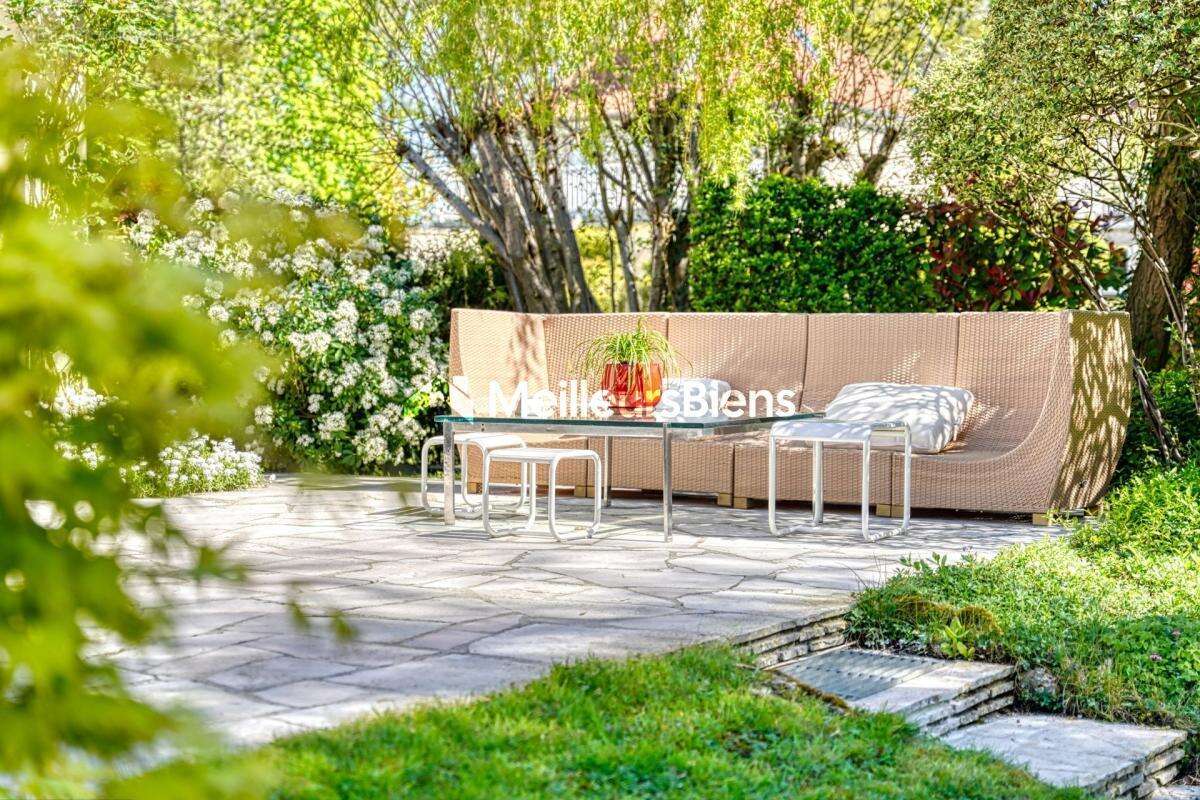 Maison à LA CELLE-SAINT-CLOUD