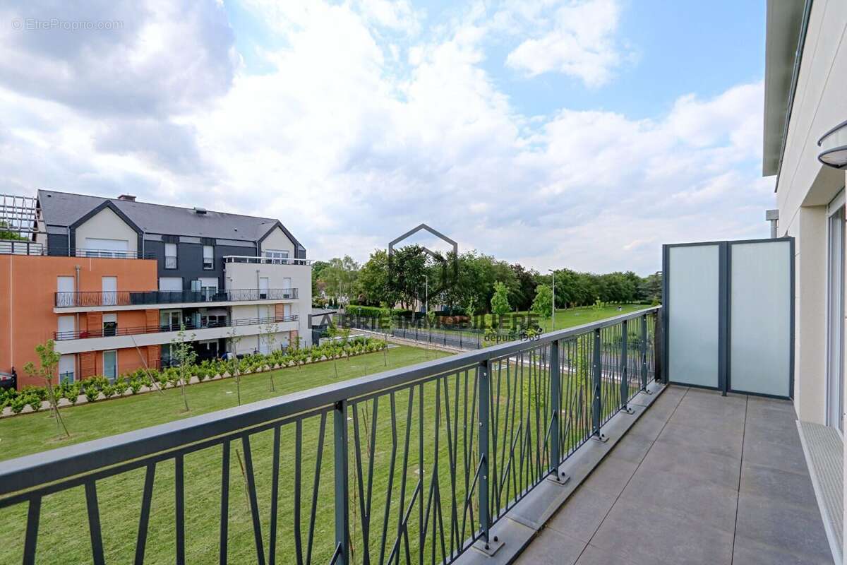 Appartement 73 m² à Emerainville  - photo 7