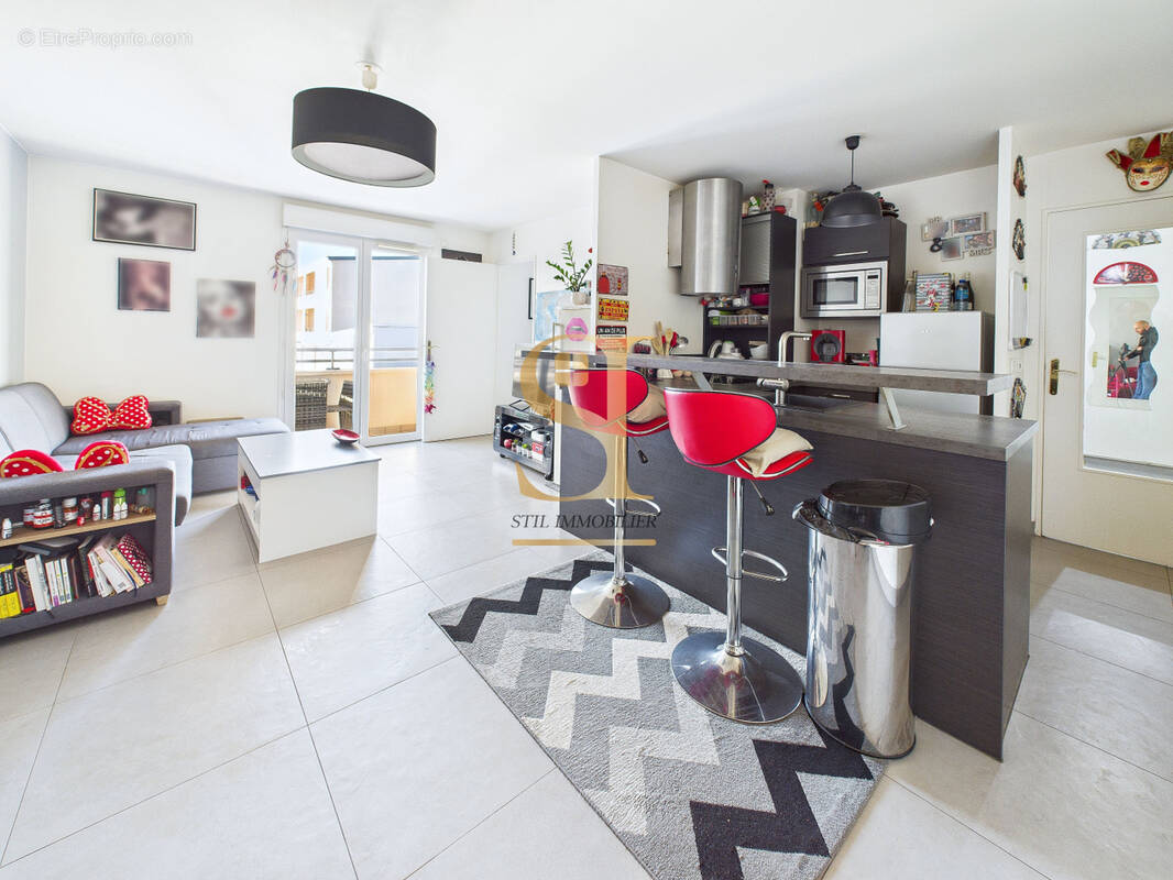 Appartement à VIGNEUX-SUR-SEINE