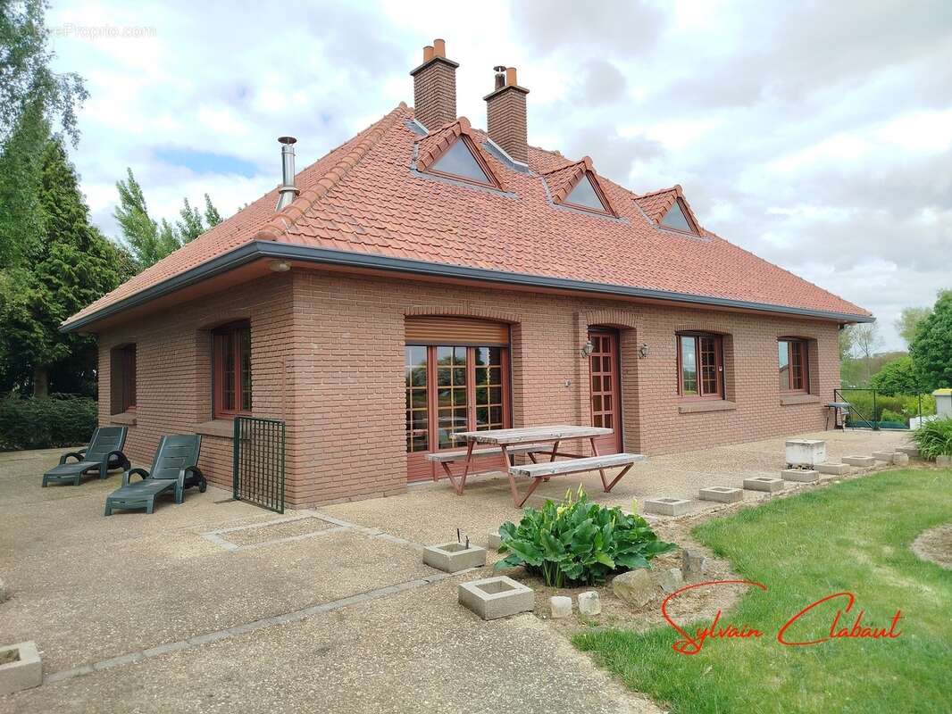 Maison à RACQUINGHEM