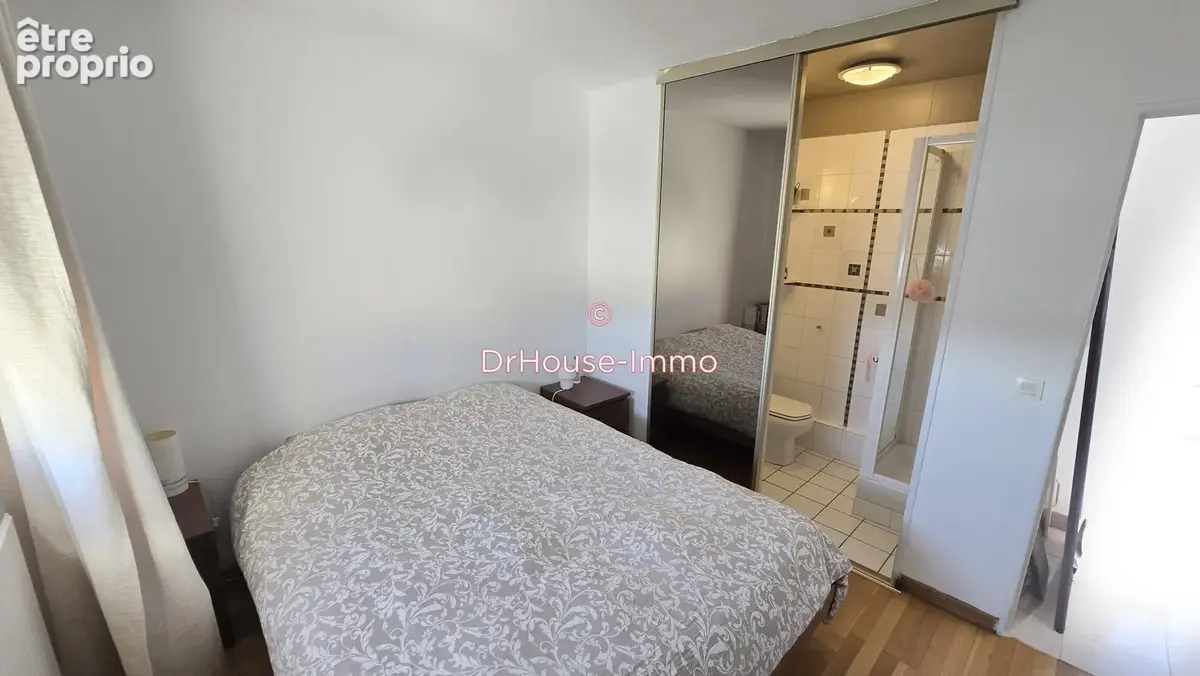 Appartement 98 m² à Creteil  - photo 18