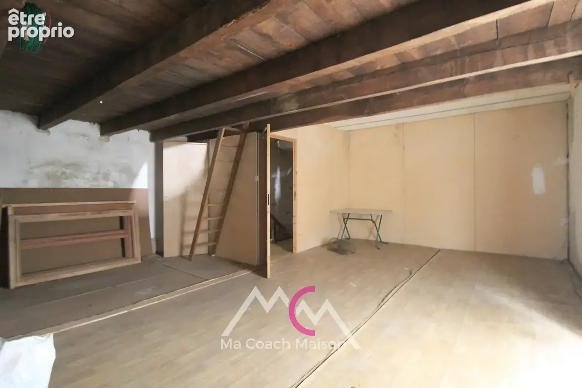 SAINTE-ANNE-SUR-BRIVET, Maison en pierre à rénover - photo 8