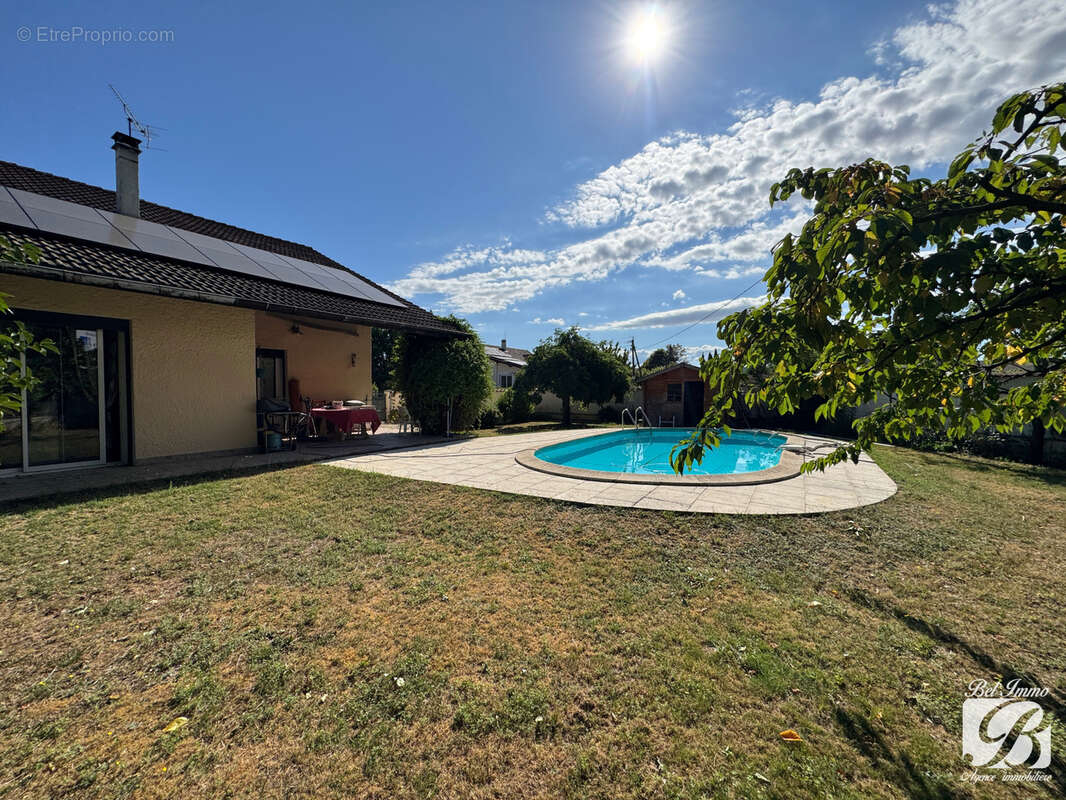 Maison à SAINT-ROMAIN-DE-JALIONAS
