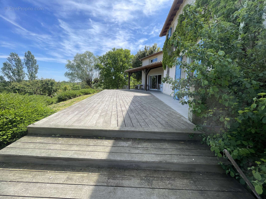 Maison à SAUSSIGNAC