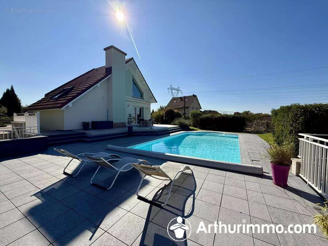 Maison à AUDINCOURT