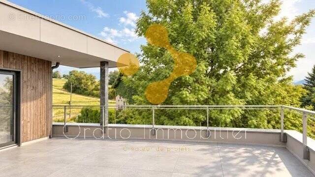 Appartement à LES OLLIERES