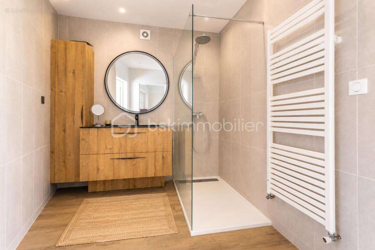 Pessac Quartier des musiciens Maison 136 m² avec piscine 4 chambres - photo 7