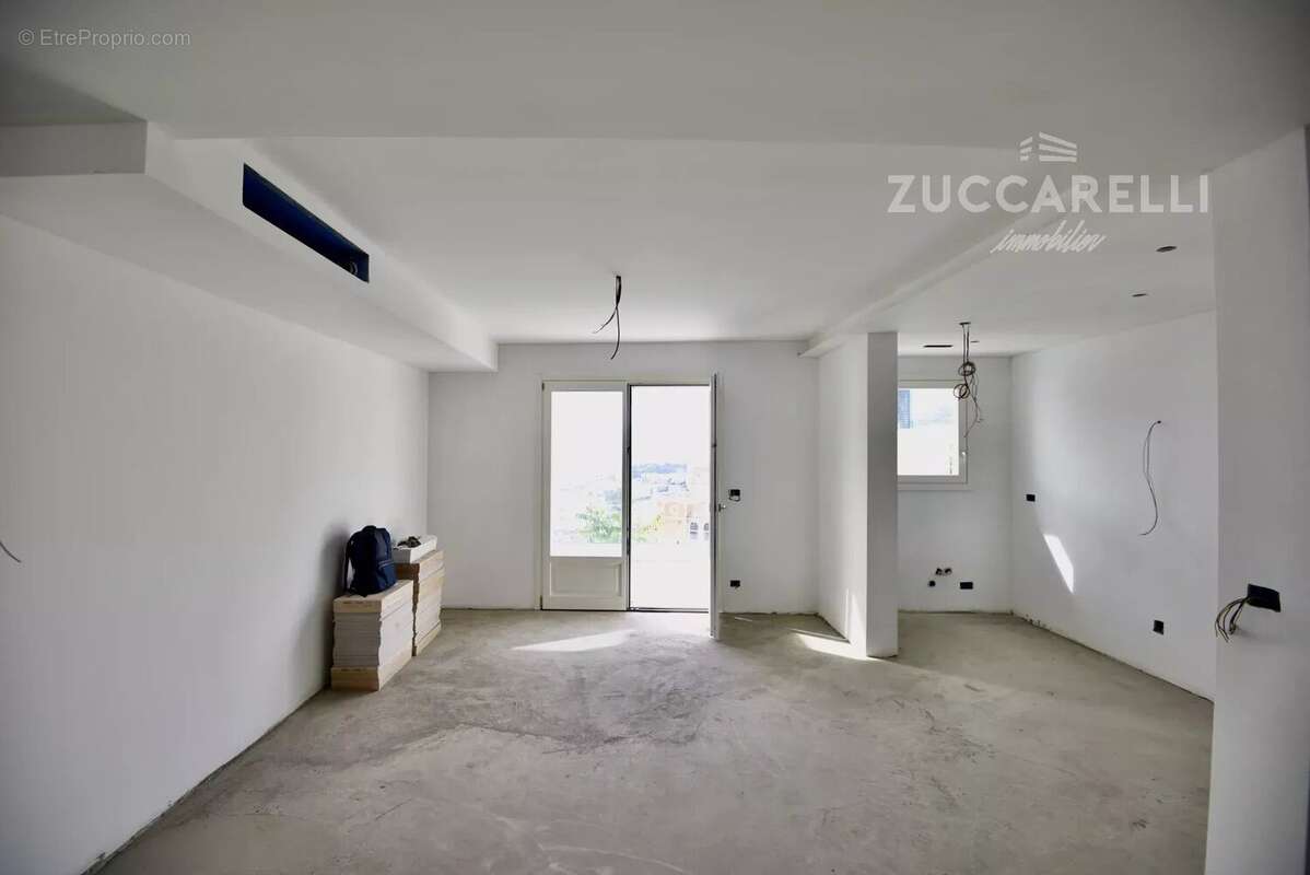 Appartement à ROQUEBRUNE-CAP-MARTIN