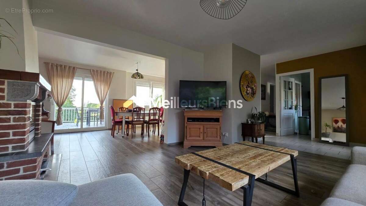 Maison à LA LONGUEVILLE