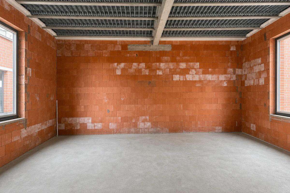 Domaine de caractère à restaurer – 500 m² –3,6 ha – accès rapide - photo 8