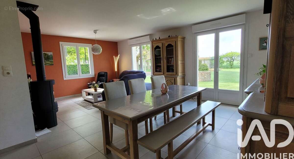 Photo 9 - Maison à SAINT-DENIS-LA-CHEVASSE