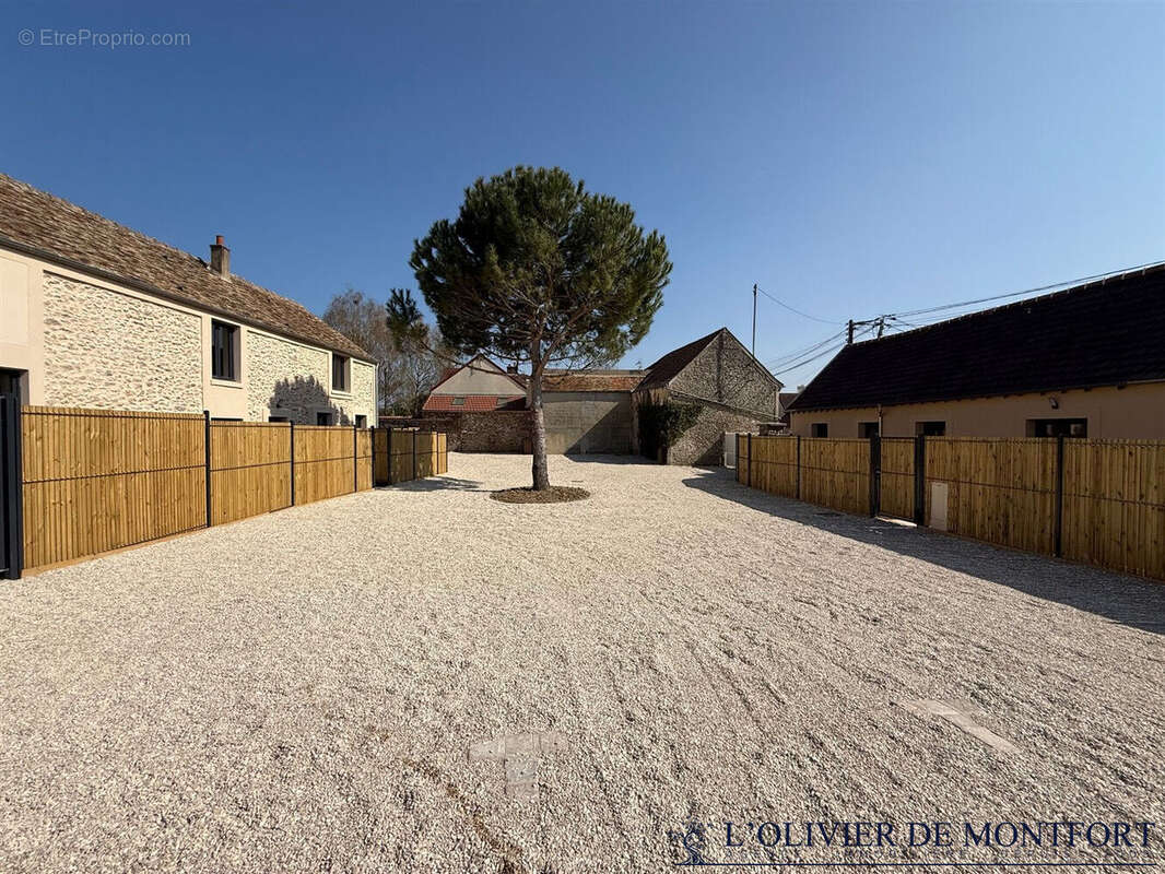 Maison à MONTFORT-L'AMAURY