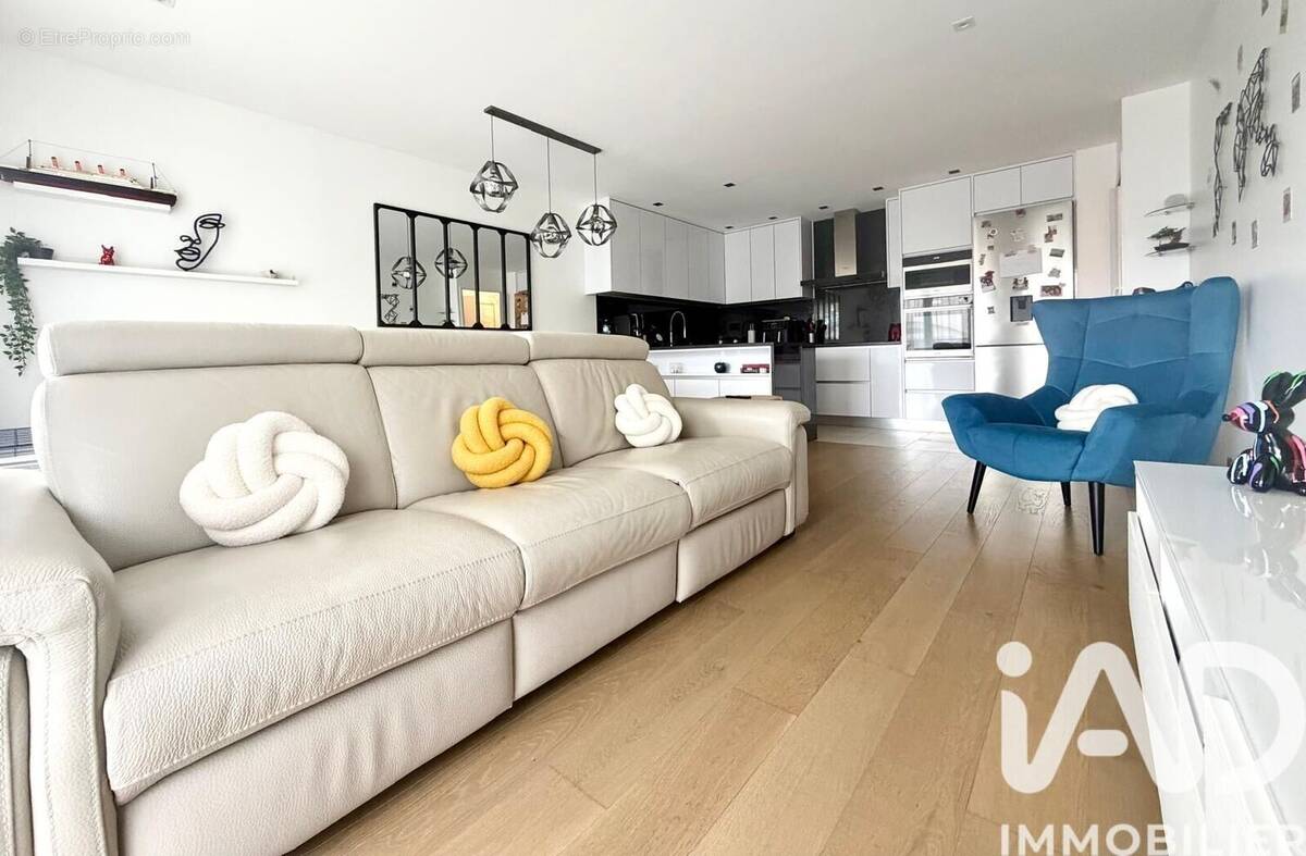 Photo 1 - Appartement à LE PLESSIS-TREVISE