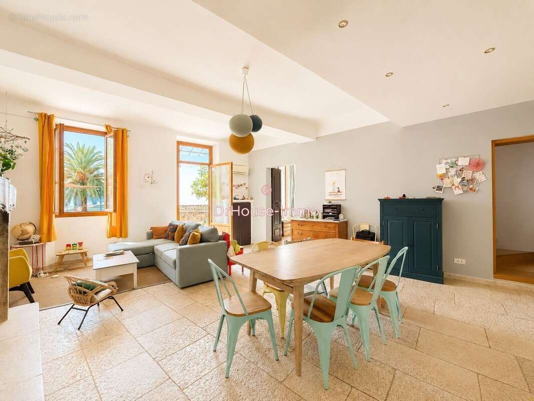 Maison 105 m² à Saint-Jeannet  - photo 18