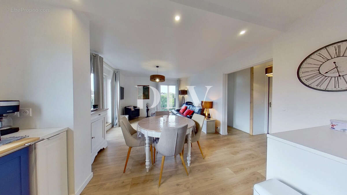 Appartement à FONTAINEBLEAU