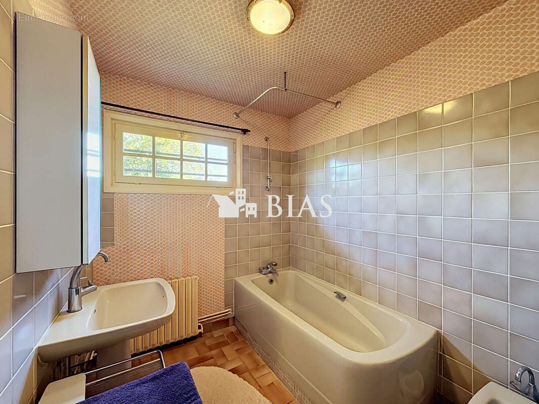 Maison 166 m² à Pont-L'eveque  - photo 6