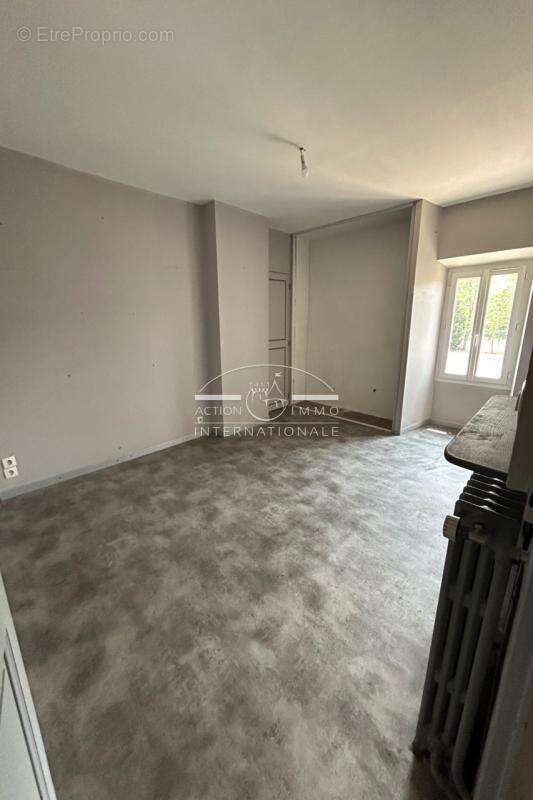 Maison à SAINT-MARTIN-DE-CRAU