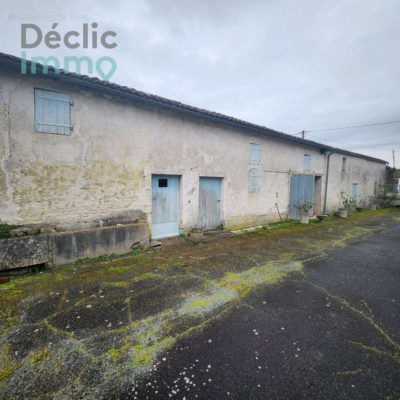 Maison à LA BROUSSE