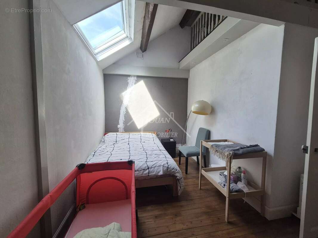 Maison à LALIZOLLE