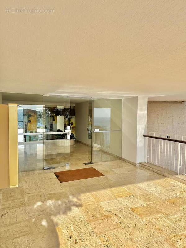 Parties communes - Appartement à VILLEFRANCHE-SUR-MER