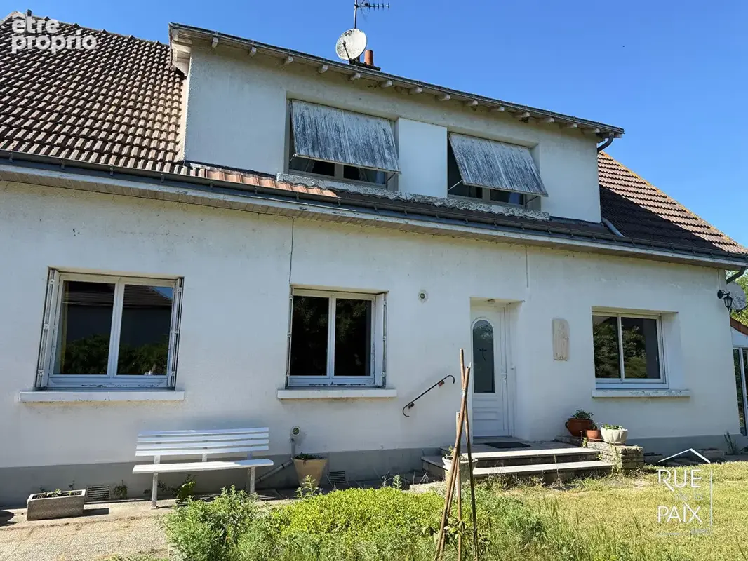 Ensemble immobilier Dangé-Saint-Romain  223m2 - photo 8