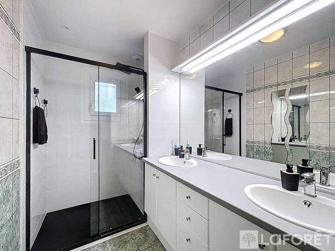 Maison à SAINTE-EULALIE