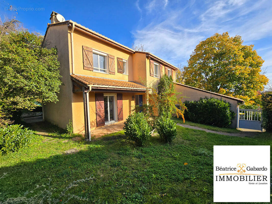 Maison à SAINT-GENIS-LAVAL