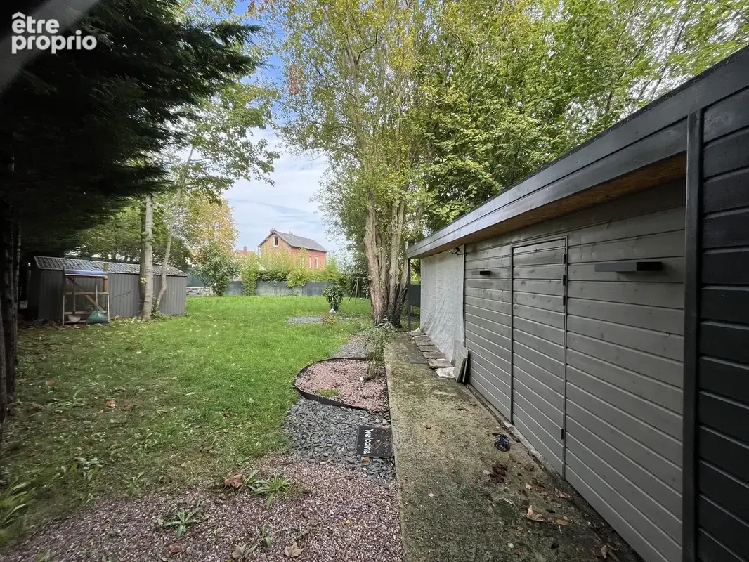 Honfleur   terrain à bâtir de 702 m2 viabilisé, clos de murs, libre de constructeur, à proximité du centre-vil - photo 5