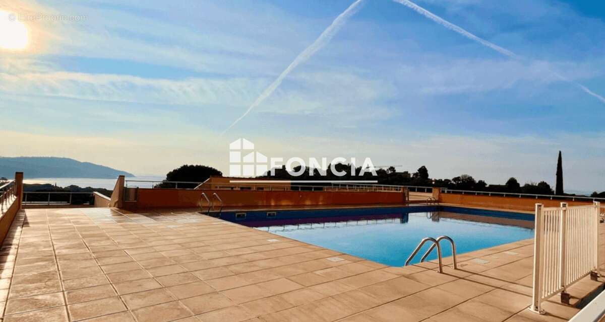 Appartement avec coin nuit - sylvabelle - vue mer - residence calme avec piscine - plage gigaro a pieds - la croix valmer - photo 6
