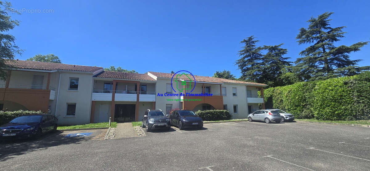Appartement à LAYRAC