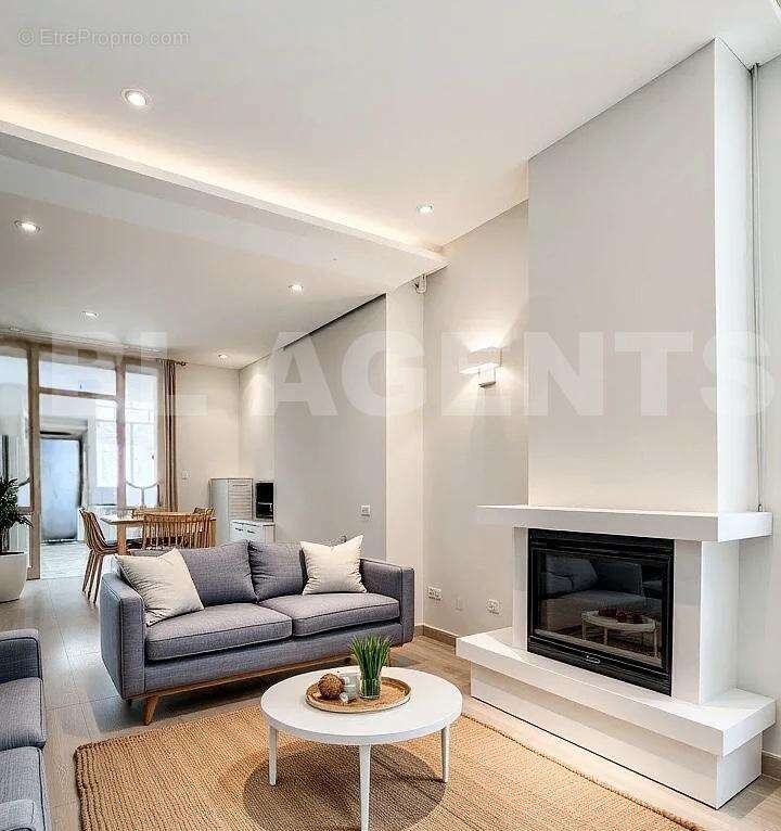 hoqi-381b43d14aa3440f96d5cc1619672342 2 - Maison à CROIX